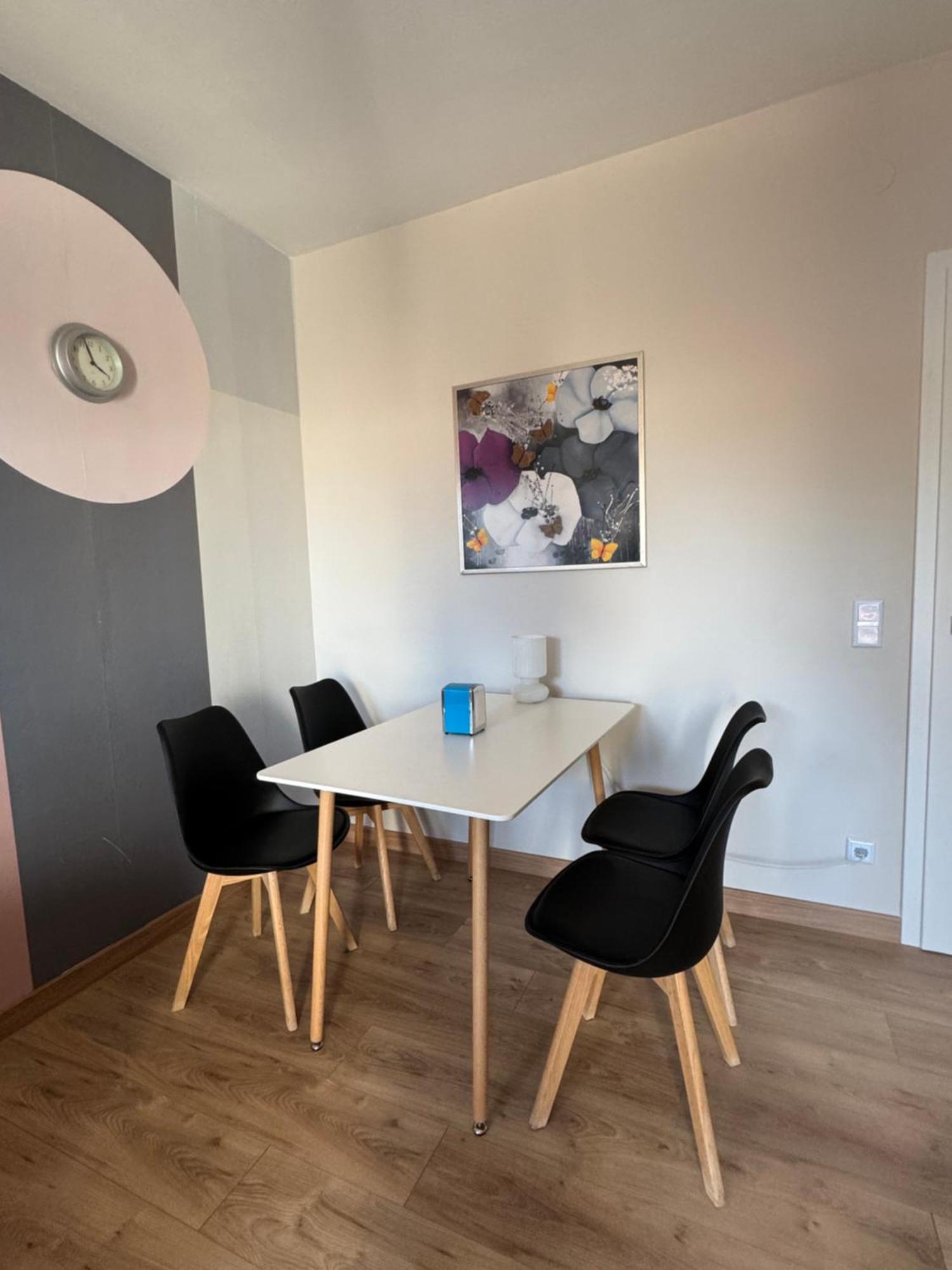 Apartment 55 I Cental Hof I Wifi I Tv Luaran gambar